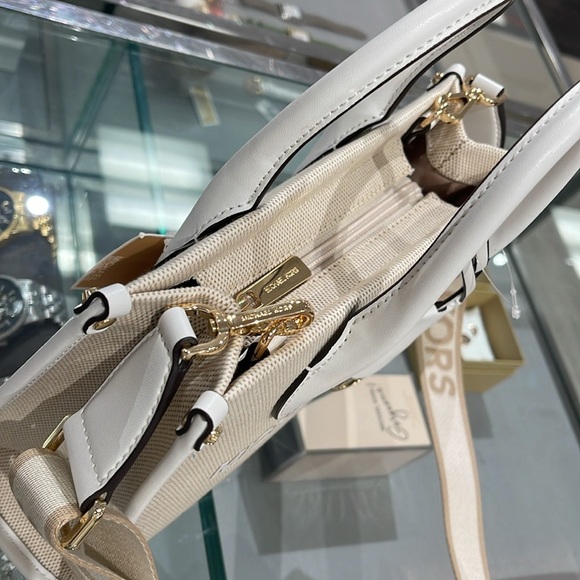 Michael Kors Mirella Small Shopper Top Zip Logo Crossbody XBODY
Optic White 
NWT - Picture 11 of 16